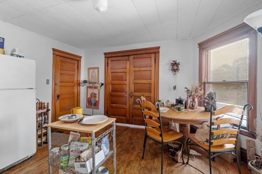 2351 Bayless Place, Saint Paul, MN 55114