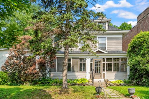 2351 Bayless Place, Saint Paul, MN 55114