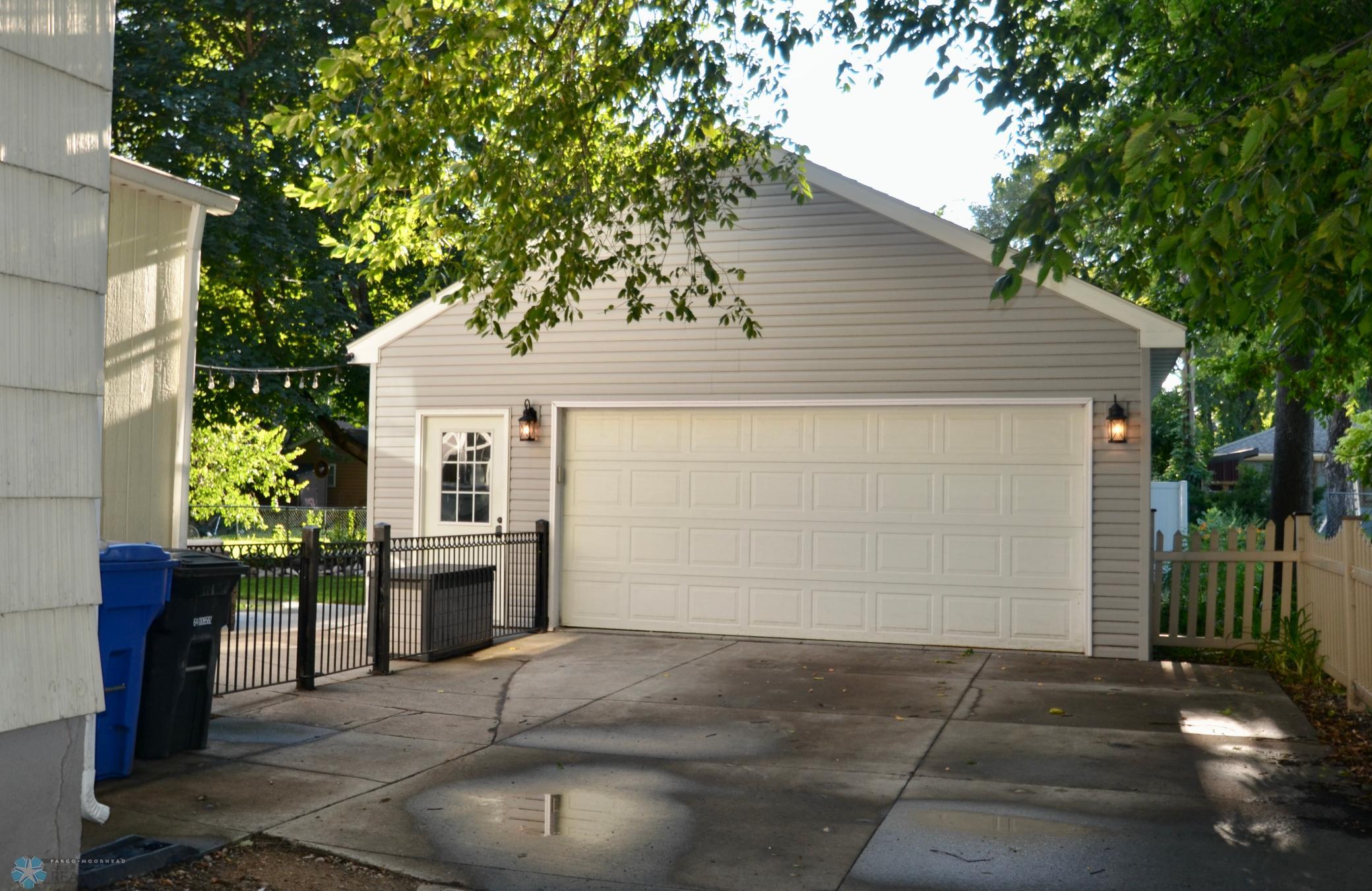 garage.JPG