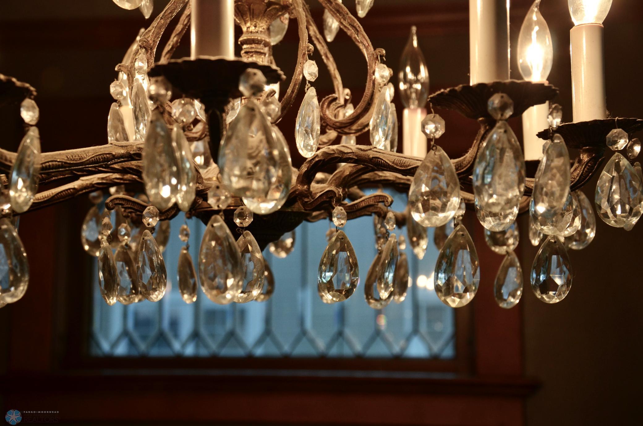 Dining lighting