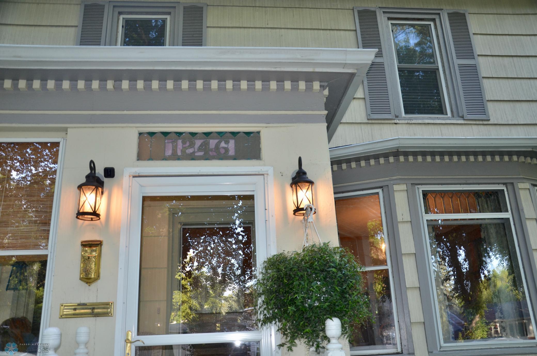 Front Exterior Details