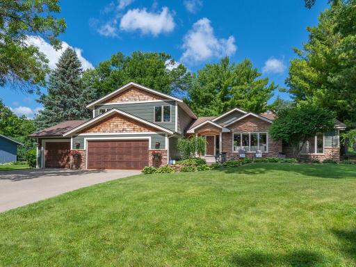 Welcome to 140 Lakeview Terrace Blvd in Waconia!