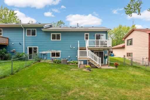 1061 Eastview Circle, Shakopee, MN 55379