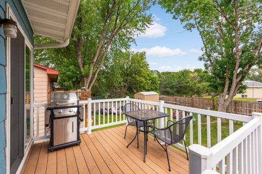 1061 Eastview Circle, Shakopee, MN 55379