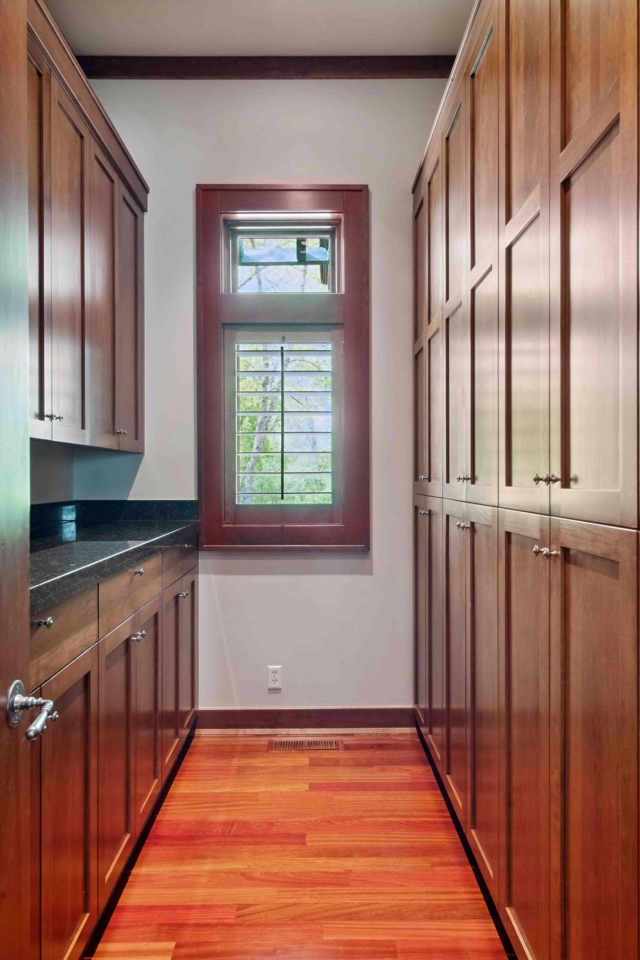 Hello pantry! Amazing space that is double sided for all your snacks, treats, food, extra kitchen gadgets or linens. Absolutely amazing space located right off kitchen and sub zero refrigerator