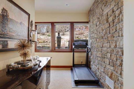 9601 Whistling Valley Road, Lake Elmo, MN 55042
