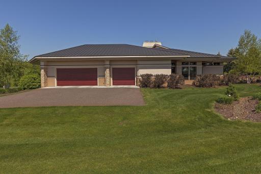 9601 Whistling Valley Road, Lake Elmo, MN 55042