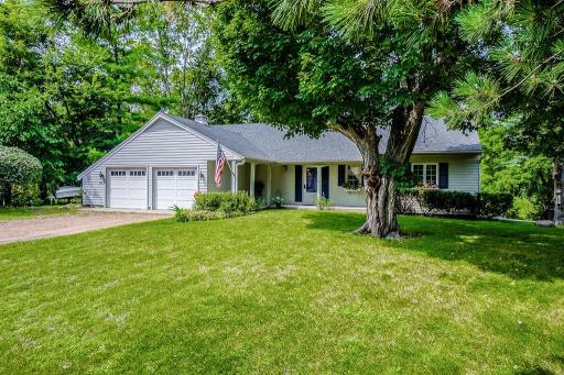 3992 Hunters Hill Way, Minnetonka, MN 55345