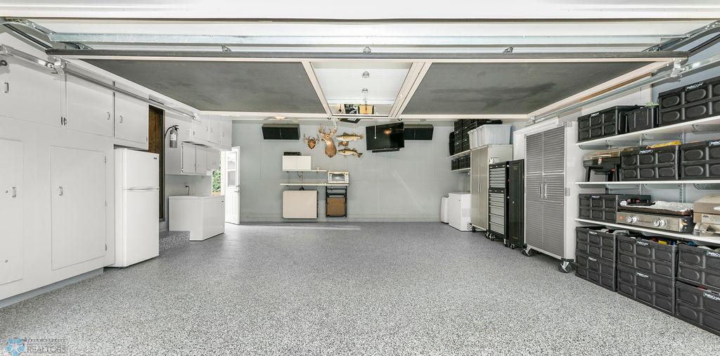 garage epoxy floor, retractable screen door