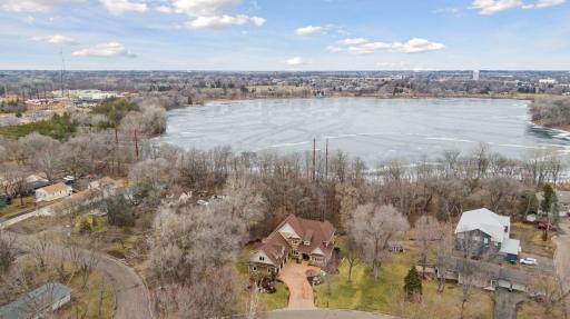 15040 9th Avenue N, Plymouth, MN 55447