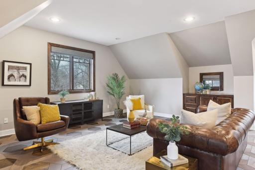 15040 9th Avenue N, Plymouth, MN 55447