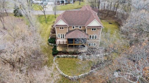 15040 9th Avenue N, Plymouth, MN 55447