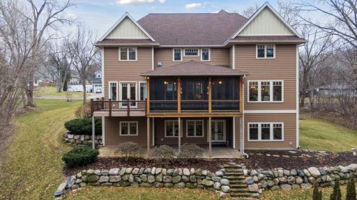 15040 9th Avenue N, Plymouth, MN 55447