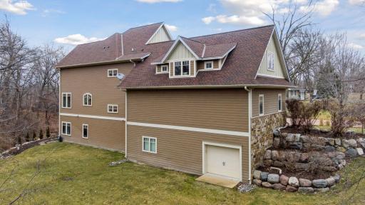 15040 9th Avenue N, Plymouth, MN 55447