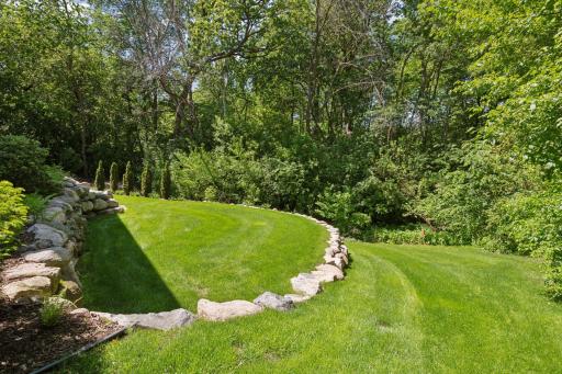 15040 9th Avenue N, Plymouth, MN 55447