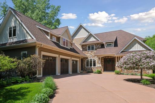 15040 9th Avenue N, Plymouth, MN 55447