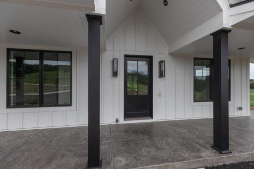 4921 8th Street SW, Rochester, MN 55902