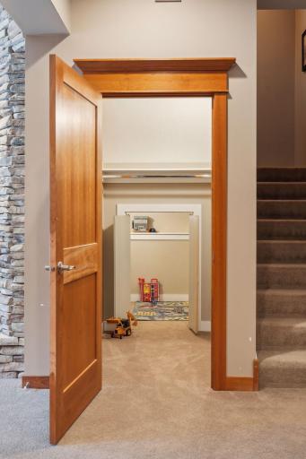 346 Lindsay Road, Hudson, WI 54016