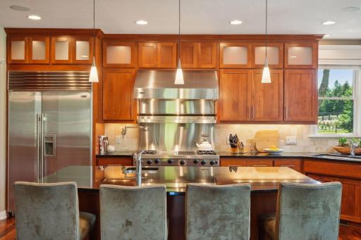346 Lindsay Road, Hudson, WI 54016