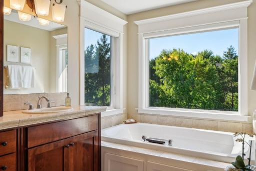 346 Lindsay Road, Hudson, WI 54016