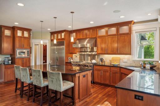 346 Lindsay Road, Hudson, WI 54016