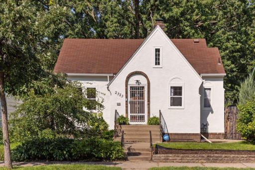 2323 Sheridan Avenue N, Minneapolis, MN 55411