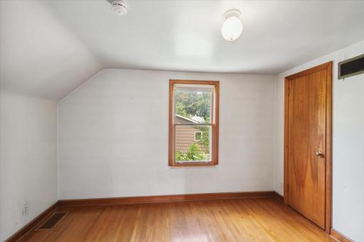 Bedroom 4- Upper level