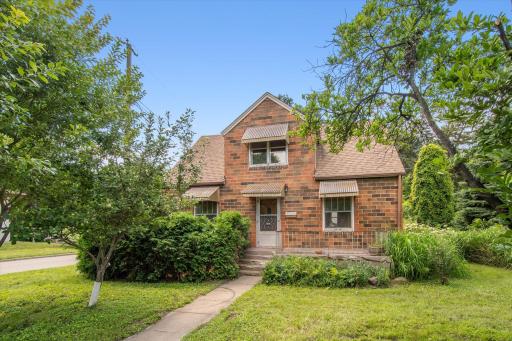 4036 Main Street NE, Minneapolis, MN 55421