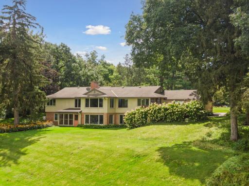 10 Evergreen Road, Saint Paul, MN 55127