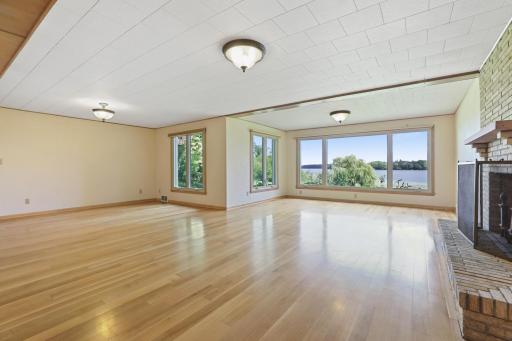 10 Evergreen Road, Saint Paul, MN 55127