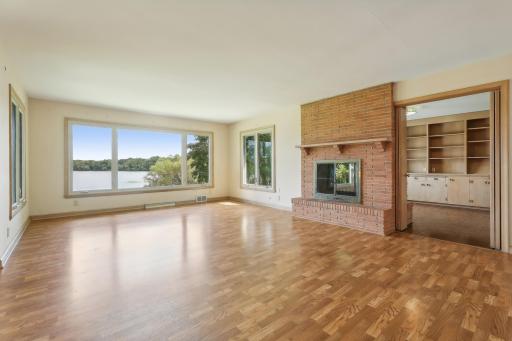 10 Evergreen Road, Saint Paul, MN 55127