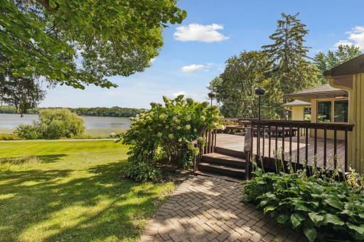 10 Evergreen Road, Saint Paul, MN 55127