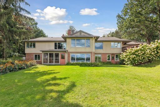 10 Evergreen Road, Saint Paul, MN 55127