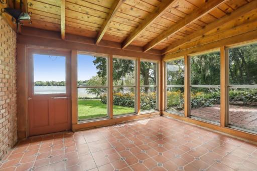 10 Evergreen Road, Saint Paul, MN 55127