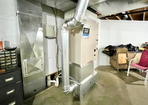 Dual zoned furnaces