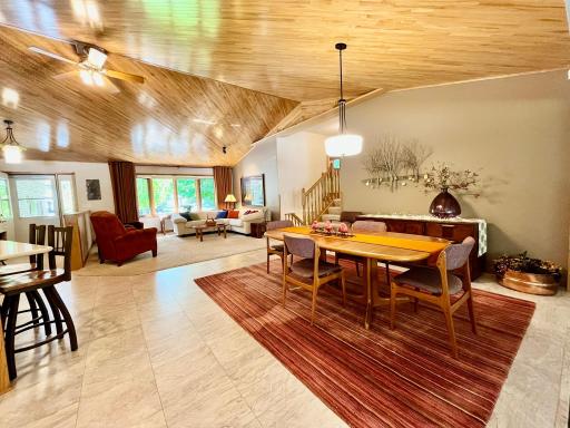 Dining room to living room