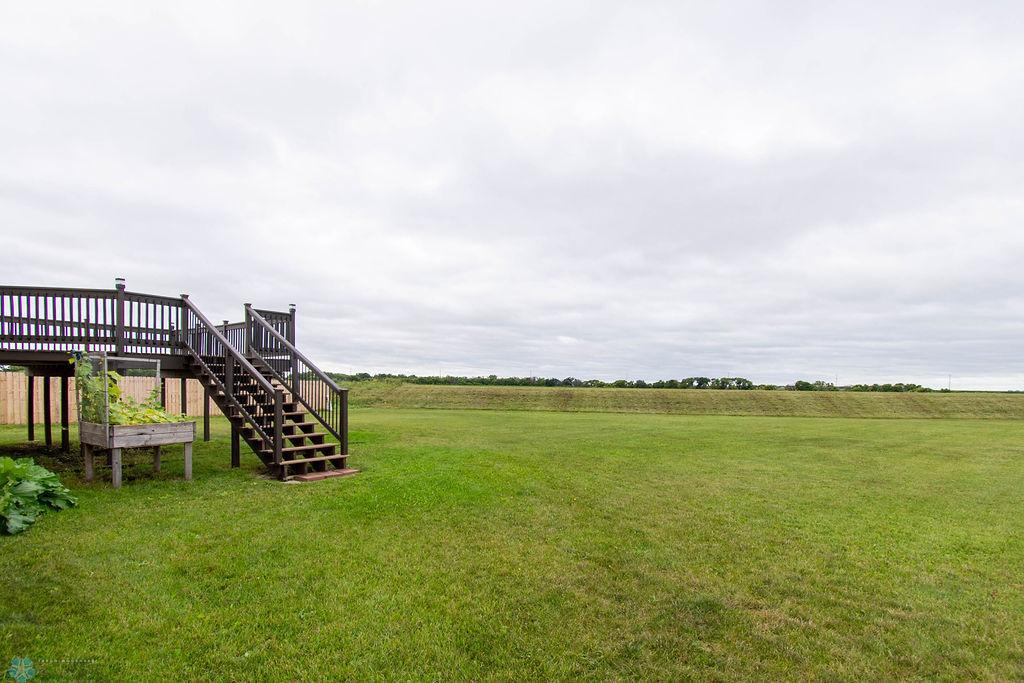 Back Yard/Deck