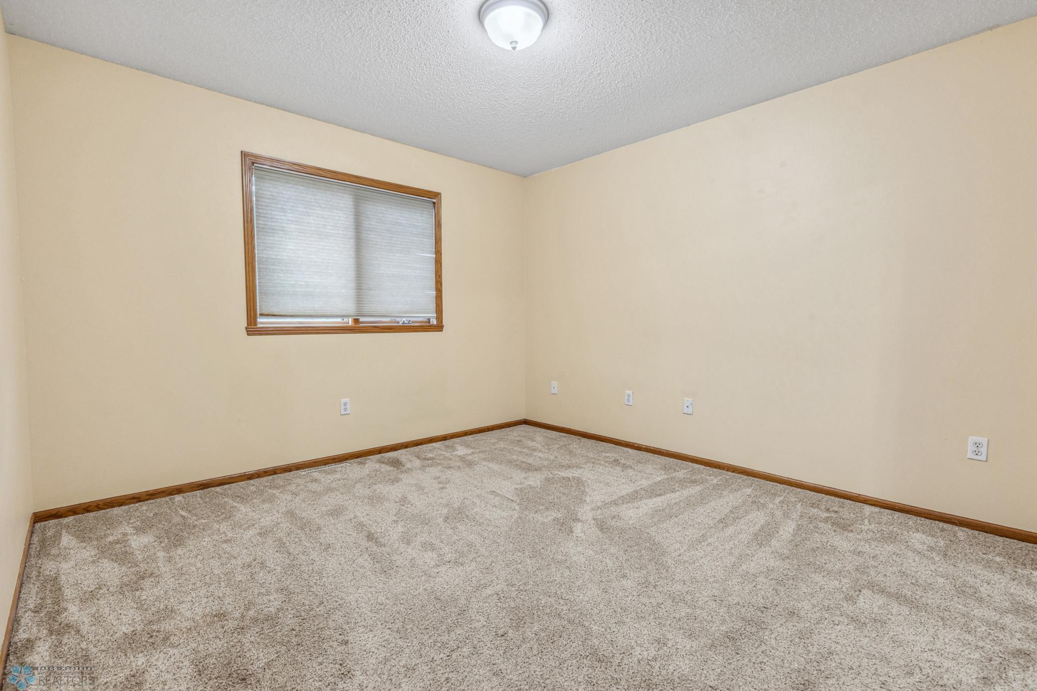 Bedroom 3.jpg