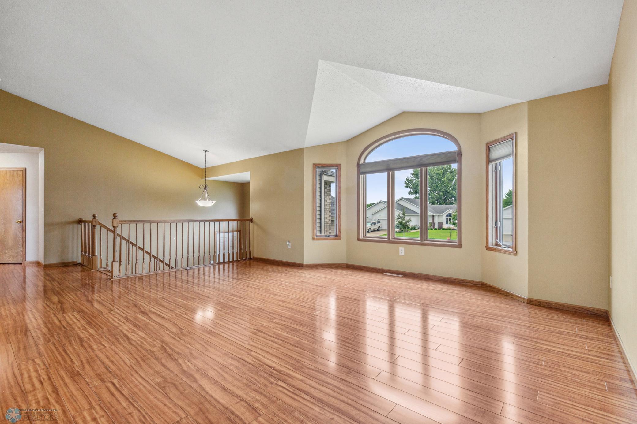 Living Room 3.jpg