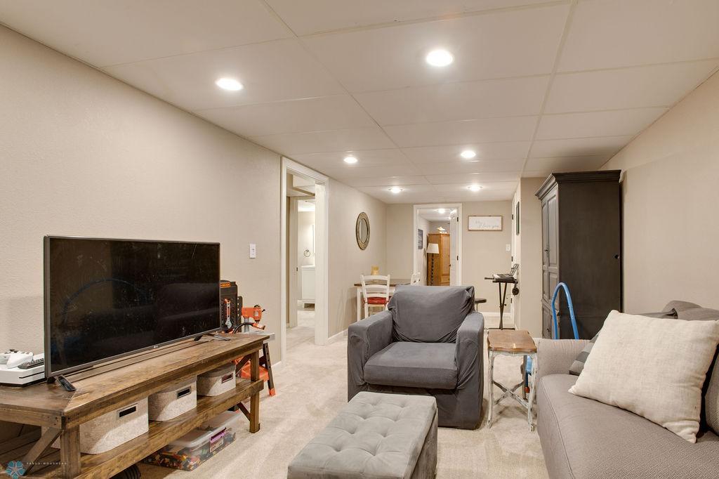 1022_PARKE_AVE_S-22.jpg