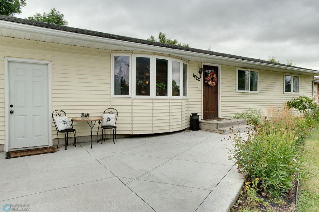 1022_PARKE_AVE_S-41.jpg