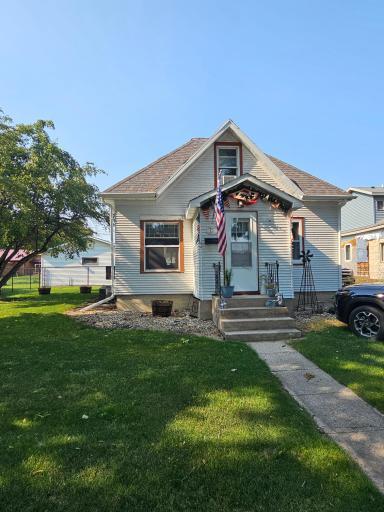 Photo for 431 Central Avenue N, Crookston, MN 56716 - listing #6583630 431 Central Avenue N, Crookston, MN 56716