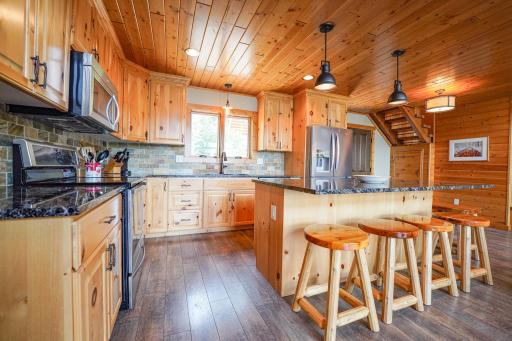 7593 W Timberlore Trail, Cook, MN 55723