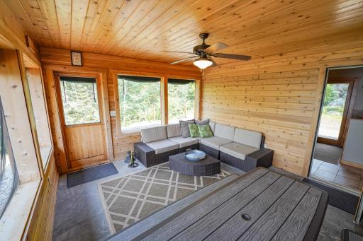 7593 W Timberlore Trail, Cook, MN 55723