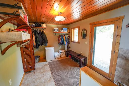 7593 W Timberlore Trail, Cook, MN 55723