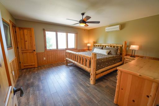 7593 W Timberlore Trail, Cook, MN 55723
