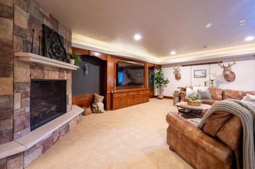 2721 Kalash Road, Windom, MN 56101