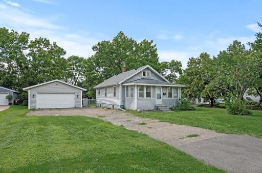 825 Summit Avenue, Saint Paul Park, MN 55071