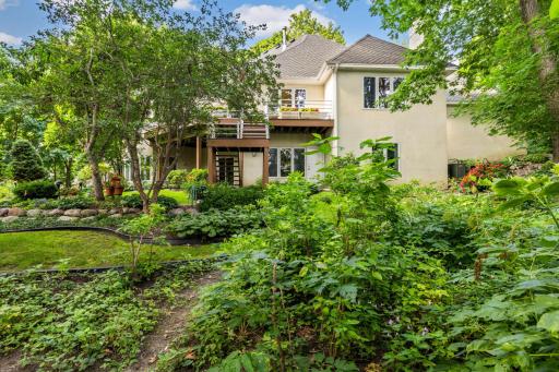 4929 Green Farms Circle, Minneapolis, MN 55436