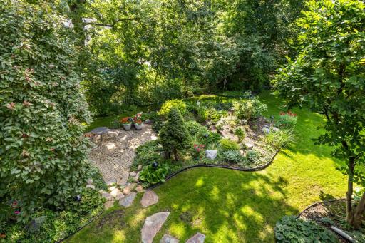 4929 Green Farms Circle, Minneapolis, MN 55436
